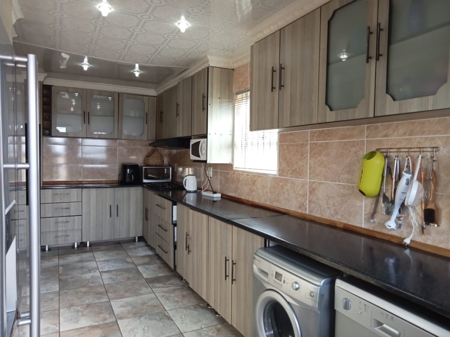 3 Bedroom Property for Sale in Sunnyridge Ext 3 Eastern Cape